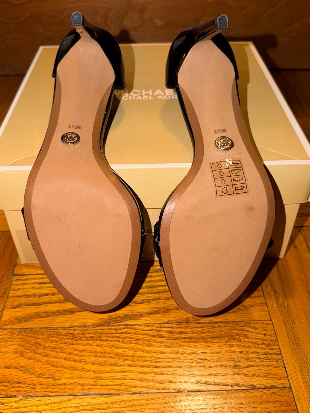 Michael Kors Black Patent Bow Stiletto Sandals - Picture 3 of 8